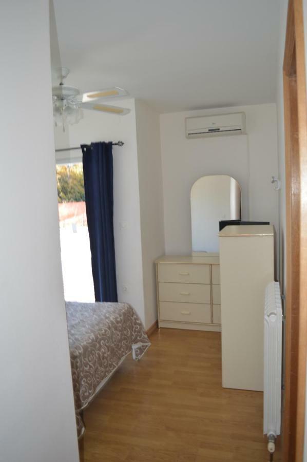 Apartments Charlie คิร์ก ภายนอก รูปภาพ