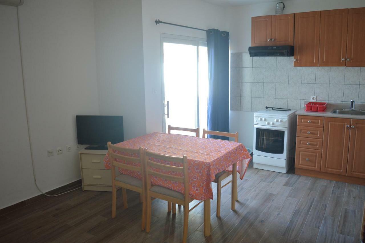 Apartments Charlie คิร์ก ภายนอก รูปภาพ