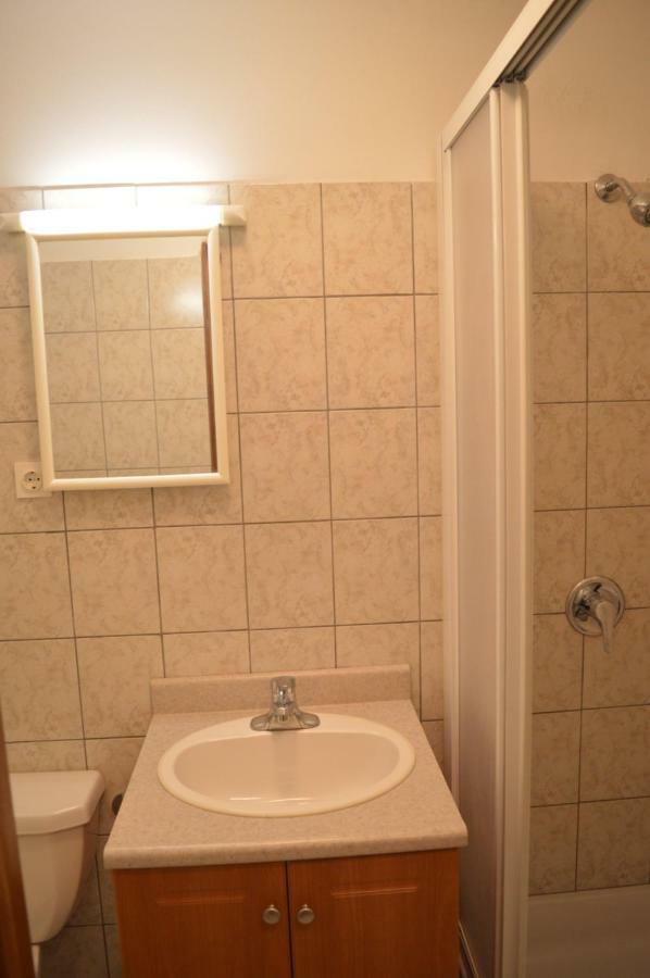 Apartments Charlie คิร์ก ภายนอก รูปภาพ