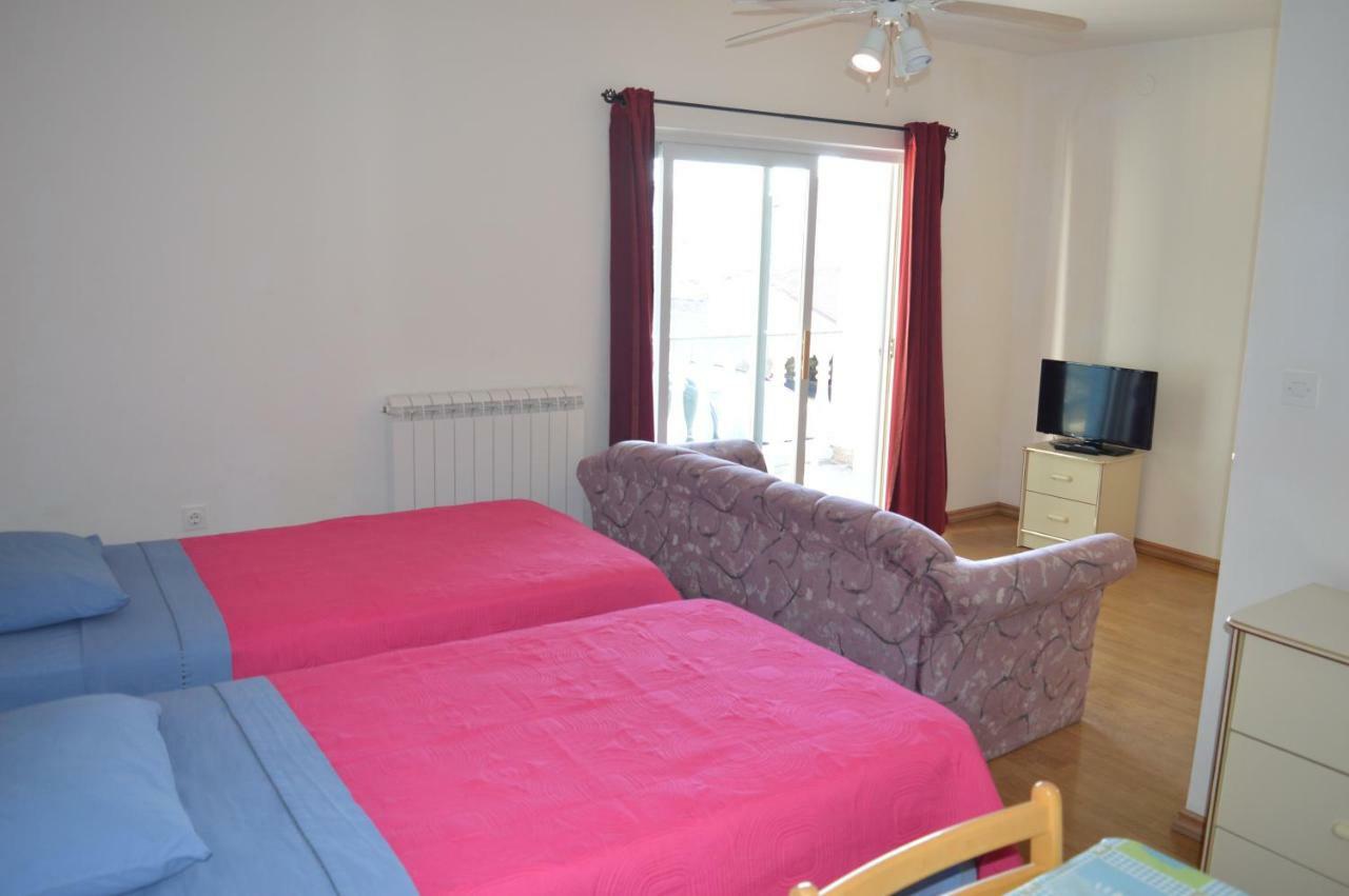 Apartments Charlie คิร์ก ภายนอก รูปภาพ